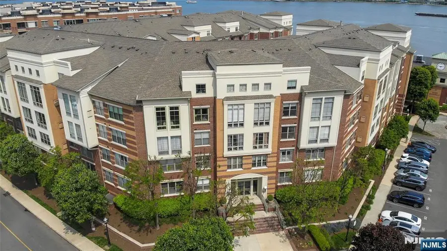 24 Ave At Port Imperial 140, West New York, NJ 07093 - #2