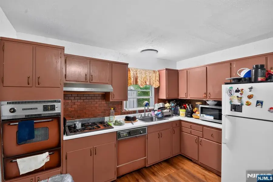 464 Tulane Court, Paramus, NJ 07652 - #3