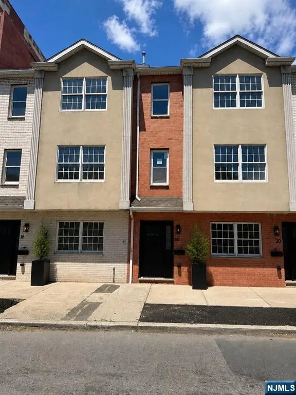 16 Kinney Street, Newark, NJ 07102 - #1