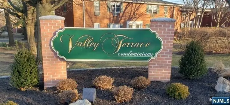 51 Hinchman Avenue 2A, Wayne, NJ 07470 - #1