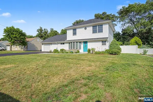 45 Leonard Terrace, Wayne, NJ 07470