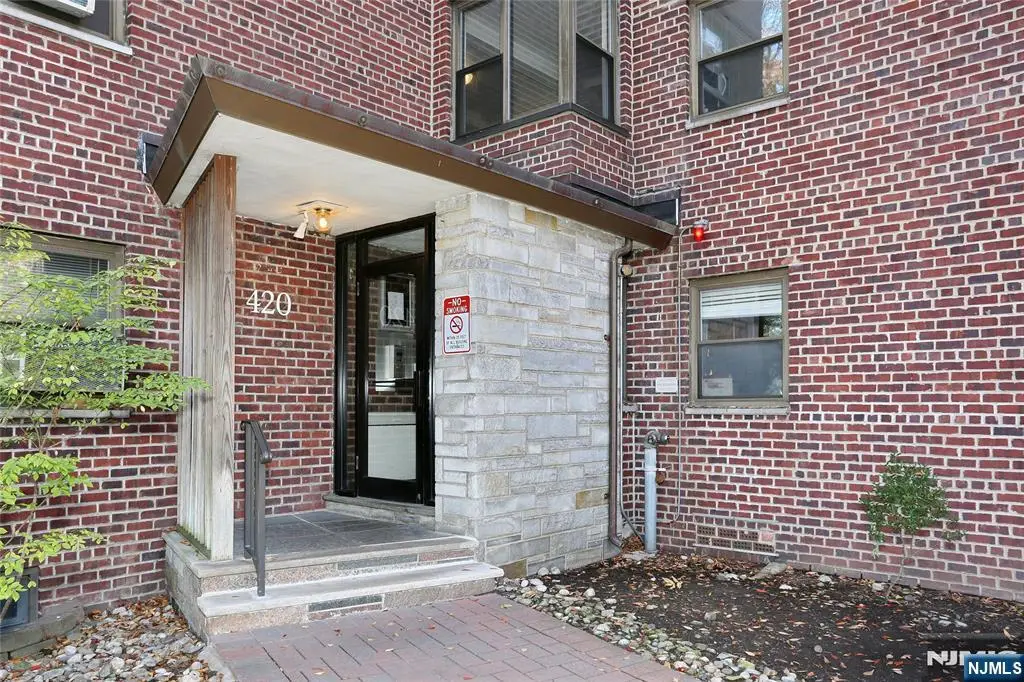420 Park Place 1H, Fort Lee, NJ 07024 - #1