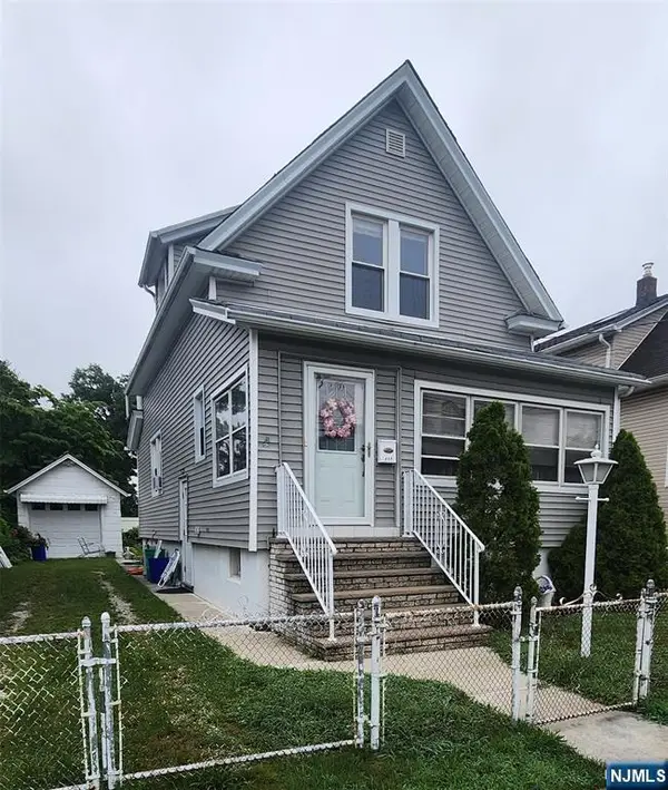 171 Valley Brook Avenue, Lyndhurst, NJ 07071