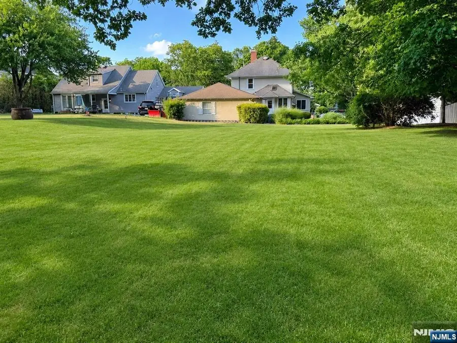 5 Madison Heights, Wyckoff, NJ 07481 - #2
