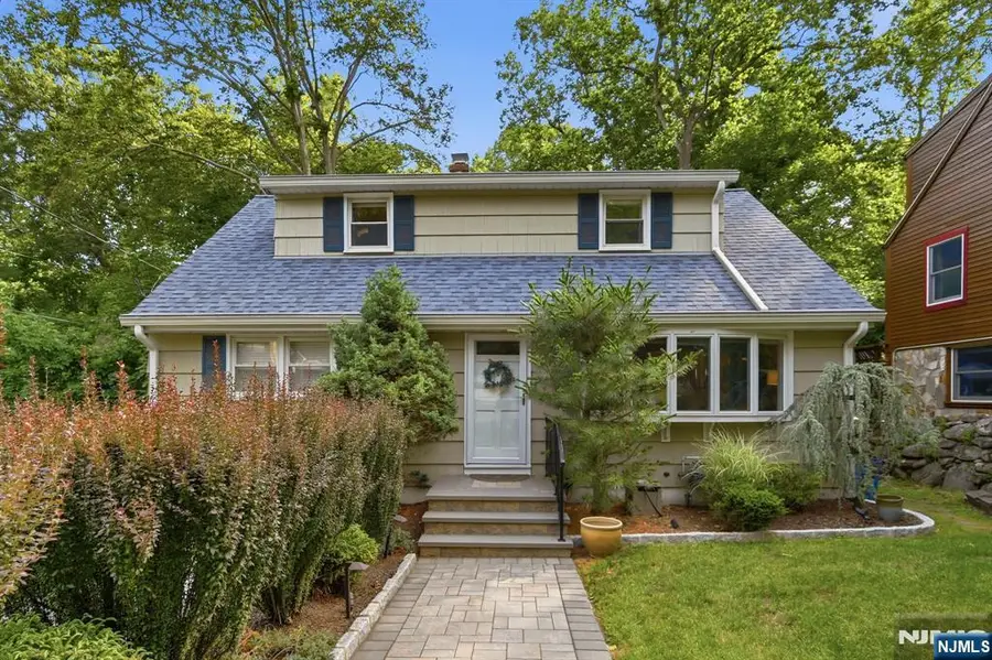 49 Pawnee Avenue, Oakland, NJ 07436 - #2