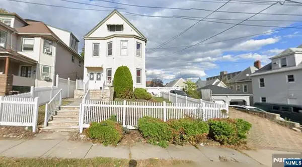 16 Offord Street, Passaic, NJ 07055