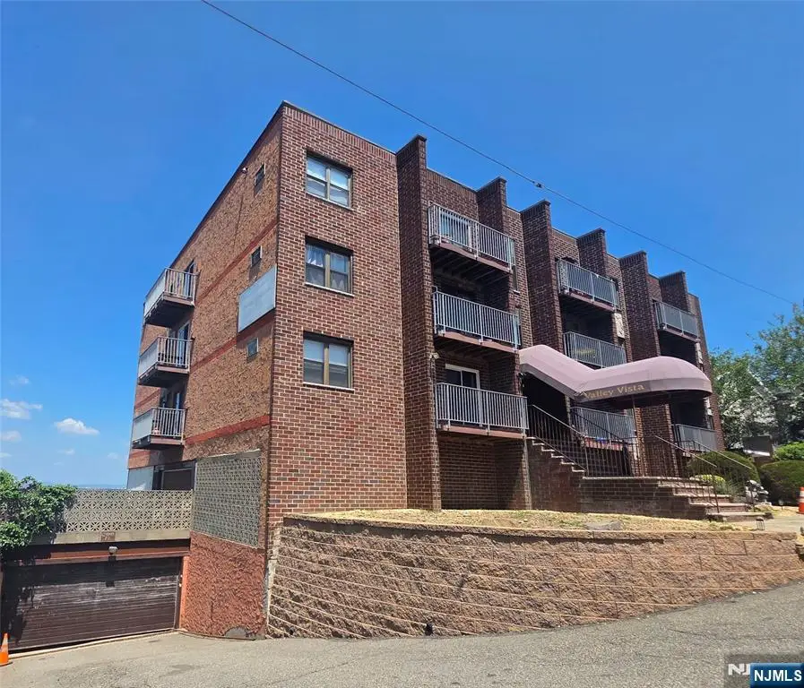 201 12th Street 19, Palisades Park, NJ 07650 - #2