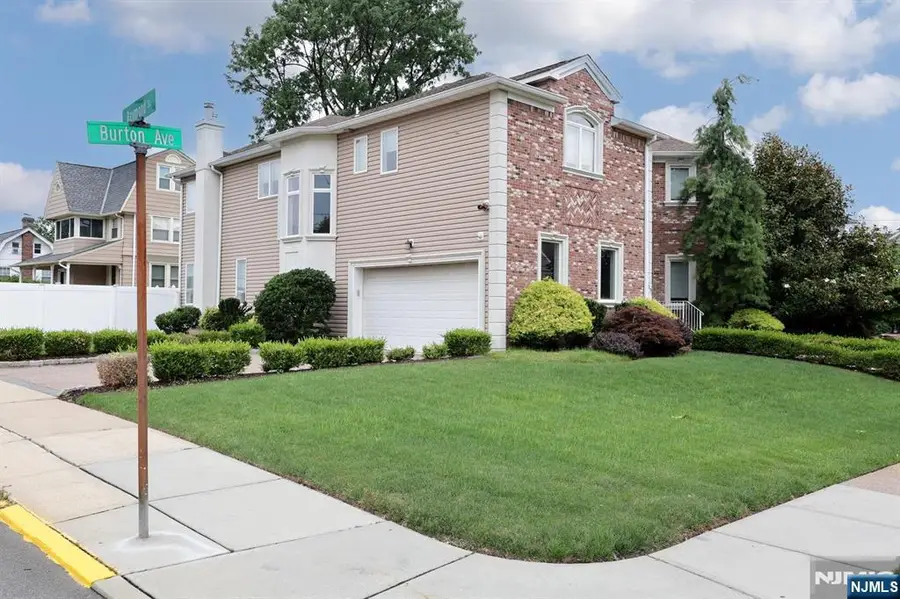 39 Burton Avenue, Hasbrouck Heights, NJ 07604 - #3