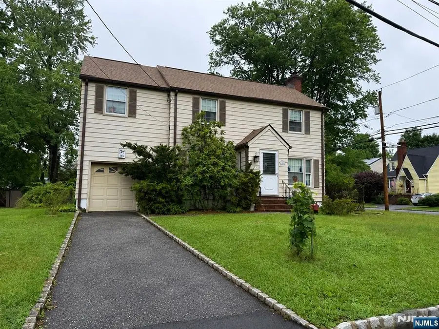 2 Charles Street, Livingston, NJ 07039 - #2