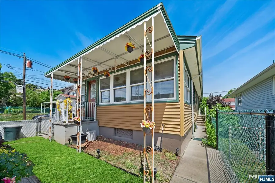 137 Day Street, Clifton, NJ 07011 - #2