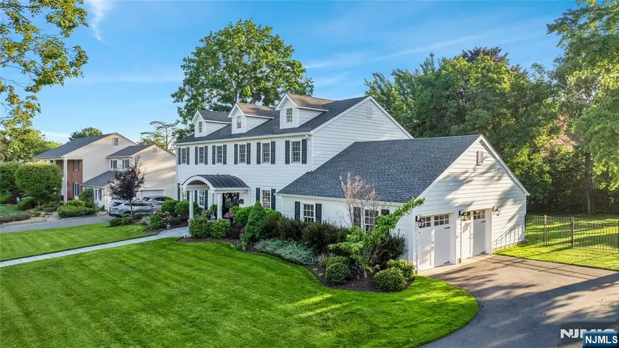 687 East Drive, Oradell, NJ 07649 - #2