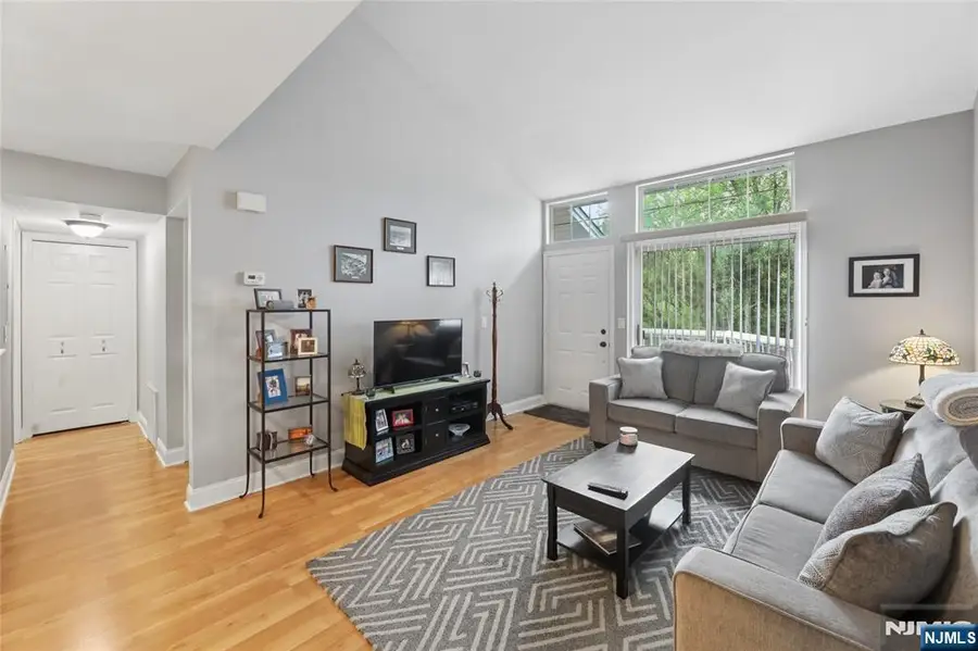 20 Sage Court, Bedminster, NJ 07921 - #2