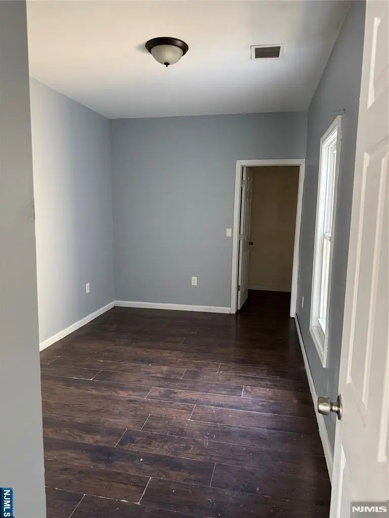542 18th Street, Newark, NJ 07103 - #2