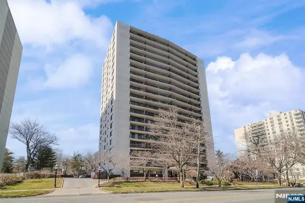 277 Prospect Avenue 4A, Hackensack, NJ 07601