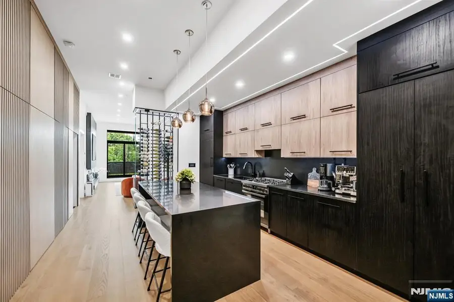 518-536 Gregory Avenue A101, Weehawken, NJ 07086 - #2