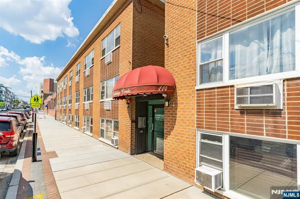 120 32nd Street 3P, Union City, NJ 07087 - #1