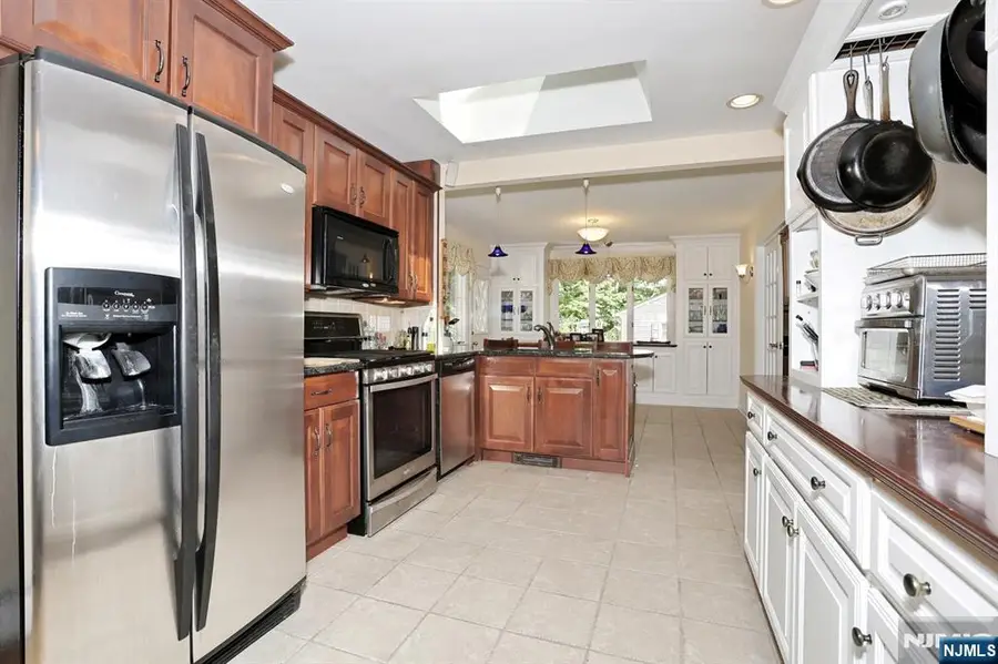 908 N Monroe Street, Midland Park, NJ 07432 - #3