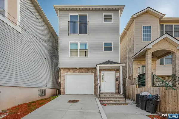 326 Magnolia Avenue, Elizabeth, NJ 07206