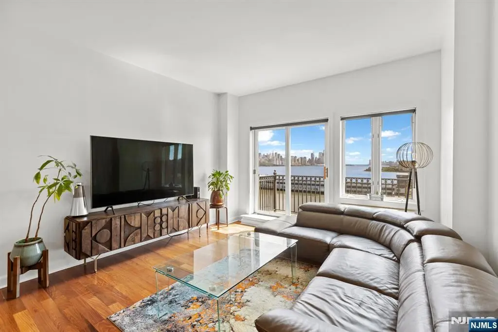 6503 City Place, Edgewater, NJ 07020 - #1