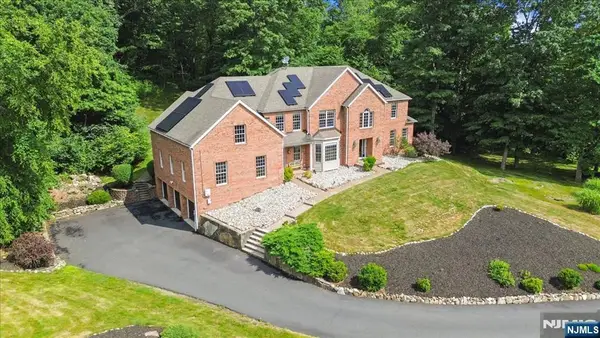 12 Angelo Drive, Sparta, NJ 07871