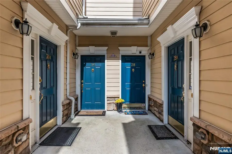 28 Forshee Circle, Montvale, NJ 07645 - #2