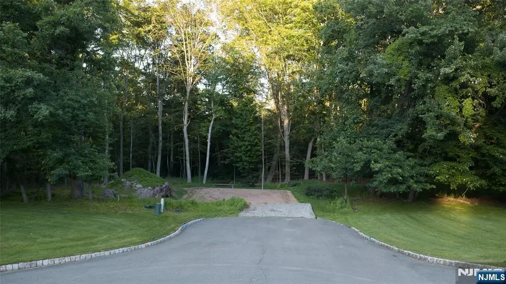 23 Fillmore Drive, Washington, NJ 07675 - #1