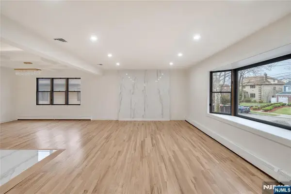 468 Morse Avenue, Ridgefield, NJ 07657