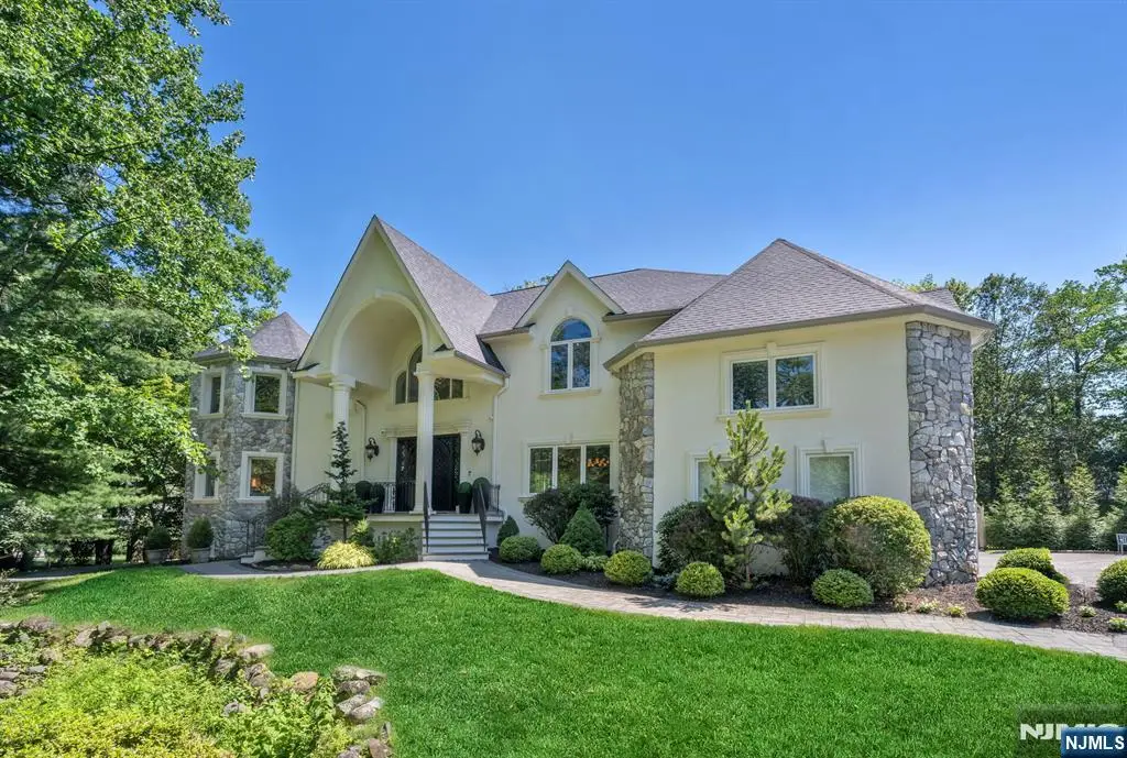 16 Ware Road, Upper Saddle River, NJ 07458 - #1