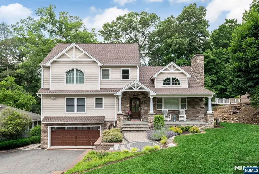 31 Osceola Road, Wayne, NJ 07470 - #2