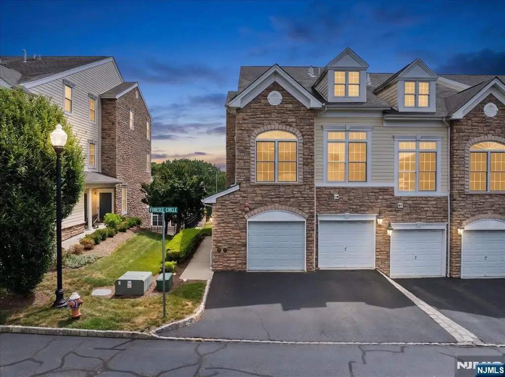 31 Forshee Circle 101, Montvale, NJ 07645 - #1