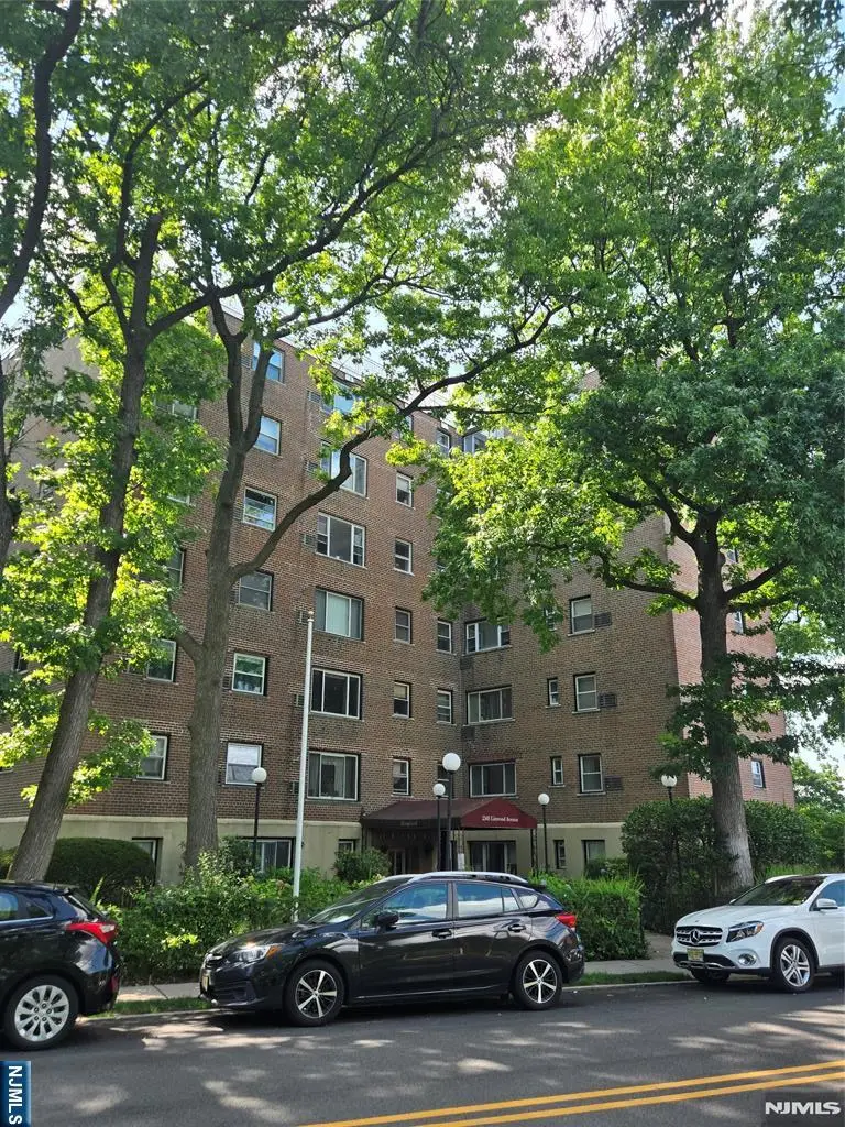 2345 Linwood Avenue 6A, Fort Lee, NJ 07024 - #2
