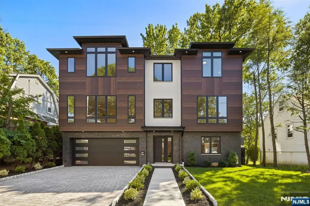 264 Beverly Hills Road, Fort Lee, NJ 07024 - #1