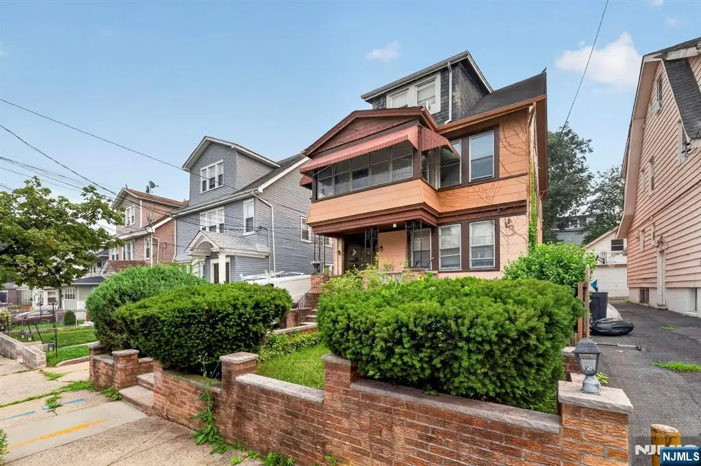 288 Pomona Avenue, Newark, NJ 07112 - #1
