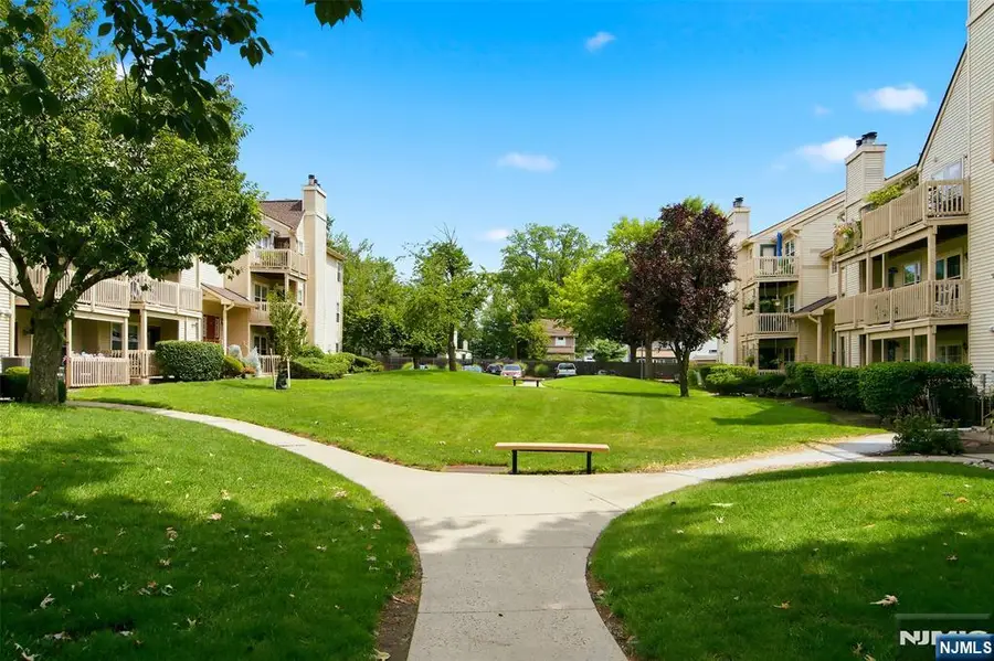 29 Timber Drive 68, Clifton, NJ 07014 - #2