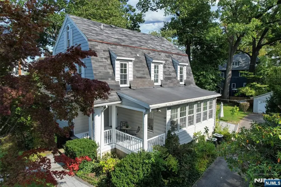 8 Franklin Place, Montclair, NJ 07042 - #2