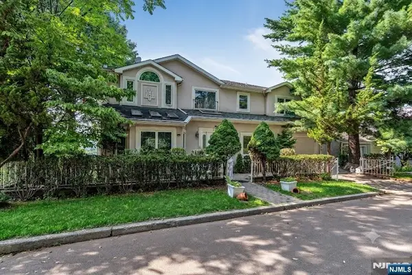 703 Stewart Street, Ridgefield, NJ 07657