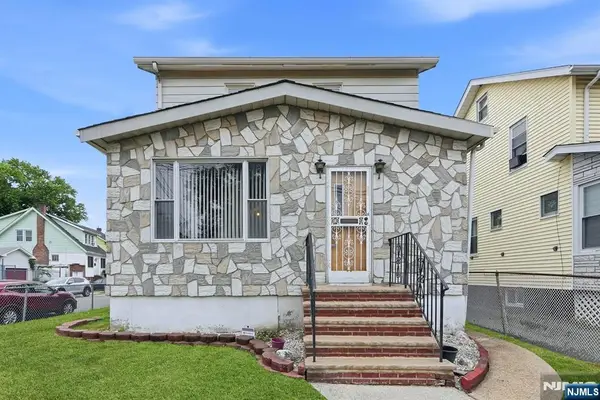 155 Berkshire Place, Irvington, NJ 07111