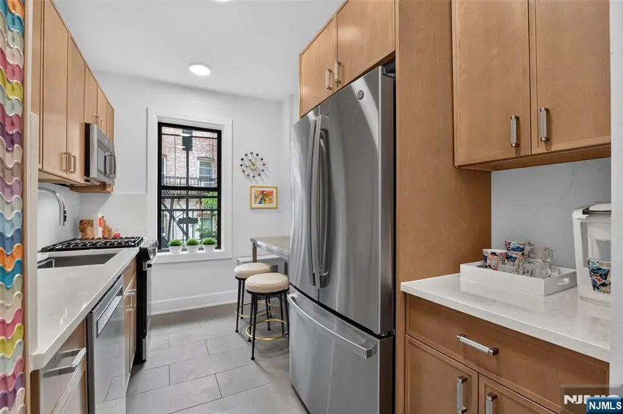 107 Kensington Avenue 302, Jersey City, NJ 07304 - #3