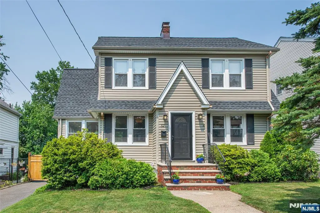 52 Linden Avenue, Verona, NJ 07044 - #1