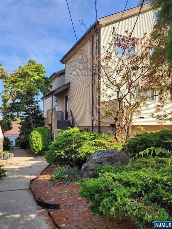 2408 2nd Street, Fort Lee, NJ 07024 - #2