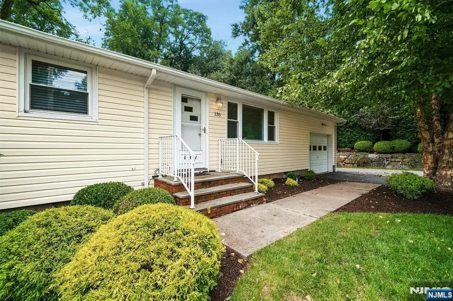 136 Grand Avenue, Park Ridge, NJ 07656 - #3
