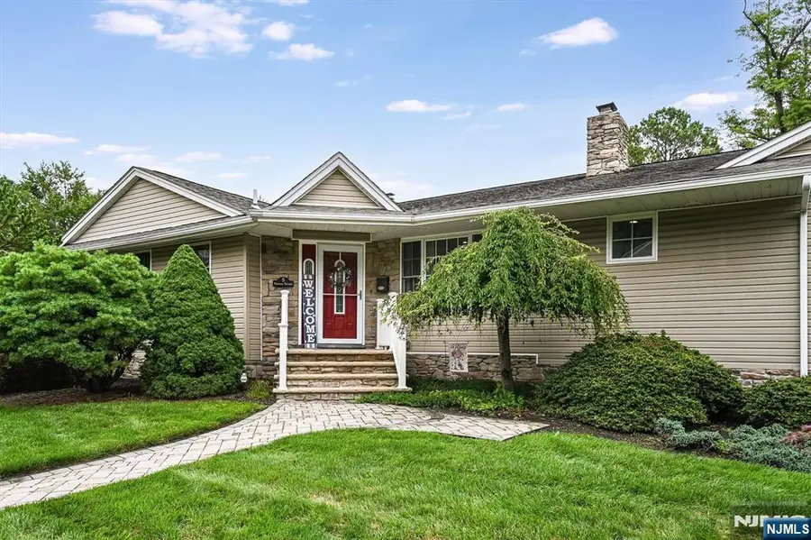 5 Harmer Terrace, Wayne, NJ 07470 - #3