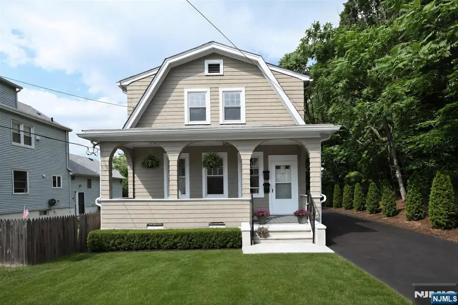 289 Hathaway Street, Wallington, NJ 07057 - #2