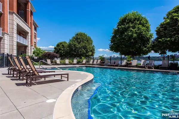 7400 River Road 302, North Bergen, NJ 07047