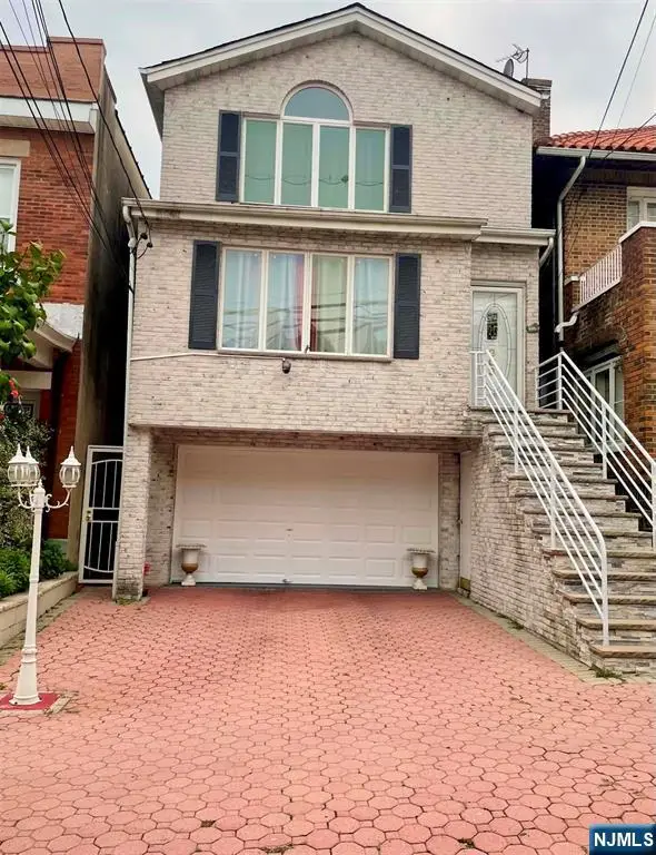 303 76th Street, North Bergen, NJ 07047