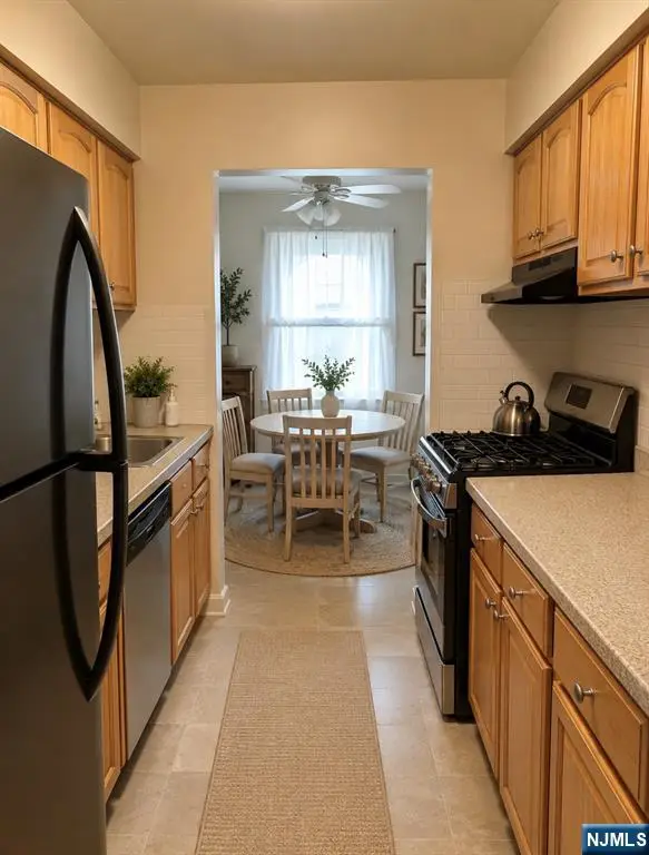 565 Grove D-3, Clifton, NJ 07013 - #2
