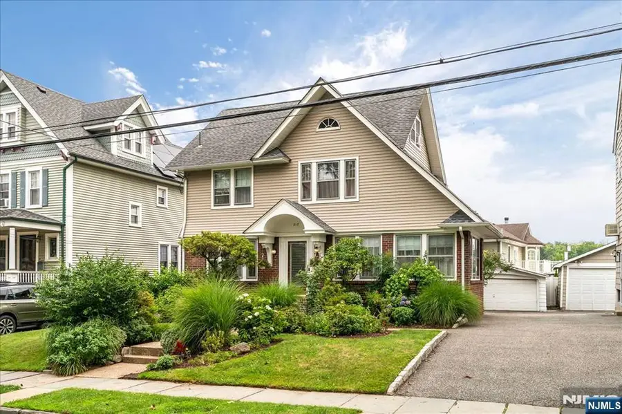 217 Mountain Way, Rutherford, NJ 07070 - #2