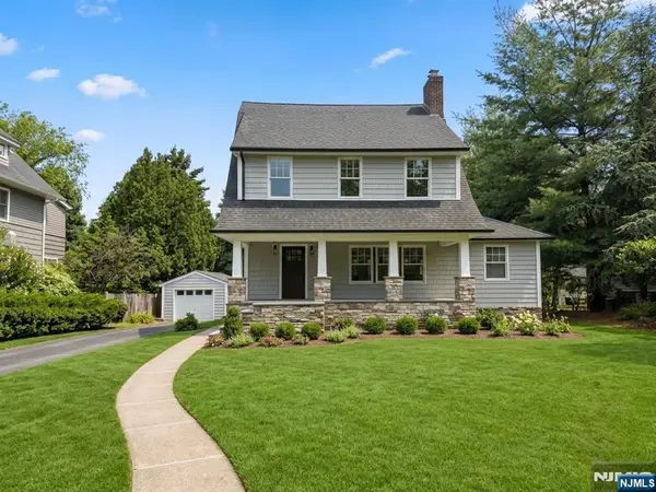 613 Hillcrest Road, Ridgewood, NJ 07450