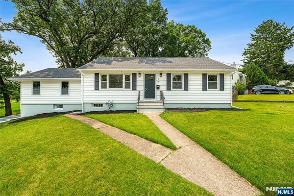 76 Dawn Avenue, Haledon, NJ 07508