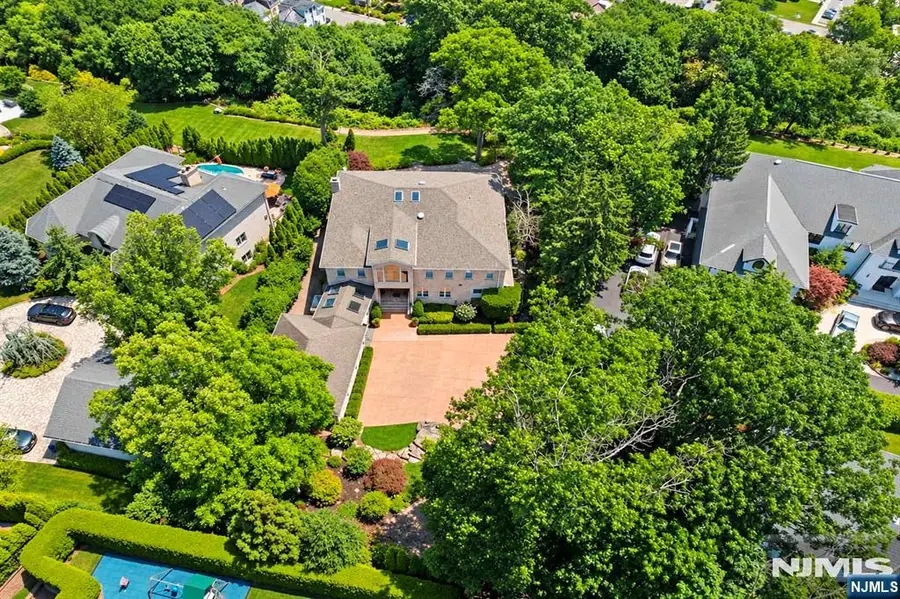 3 Bridle Way, Fort Lee, NJ 07024 - #3
